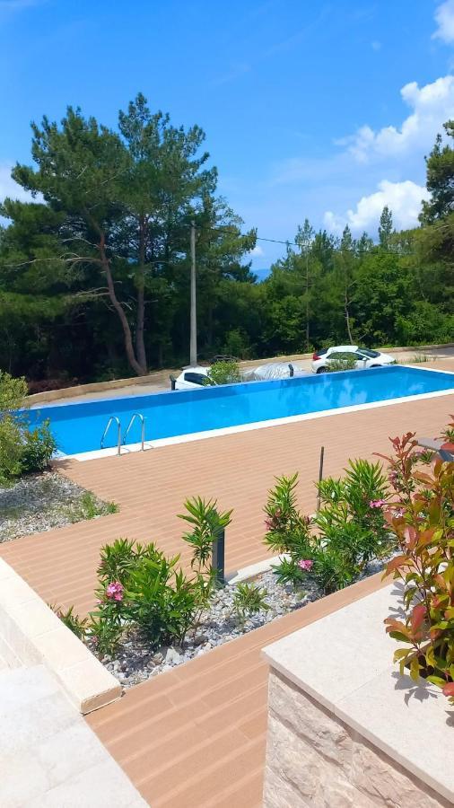 Cozy Apartments With Pool And Splendid Seaview Kavac Luaran gambar